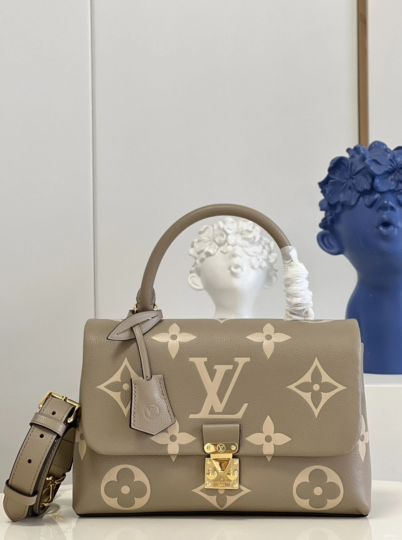 WIS MADELEINE LOUIS VUITTON MM 0821